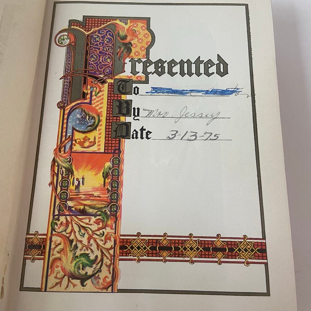 Holy Bible Catholic Edition Illustrated Light of the World Edition 1954 Vintage - Picture 10 of 16